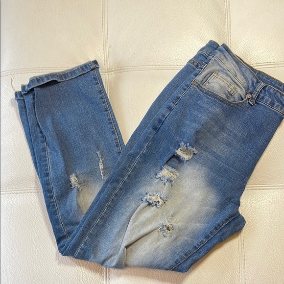 Denim - Stylish Blue Distressed Women's Jeans - SIZE 2XL